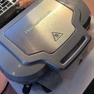 Hamilton Beach Dual Breakfast Sandwich Maker with Timer, Silver (Brand New)